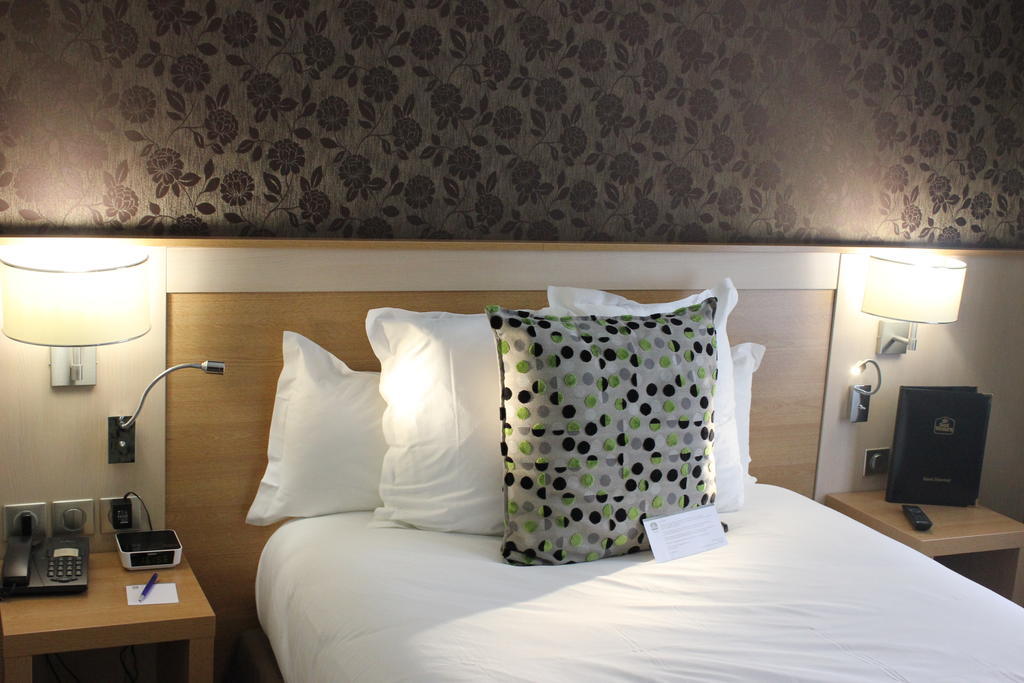 Best Western Plus Hotel Malherbe Caen Phòng bức ảnh