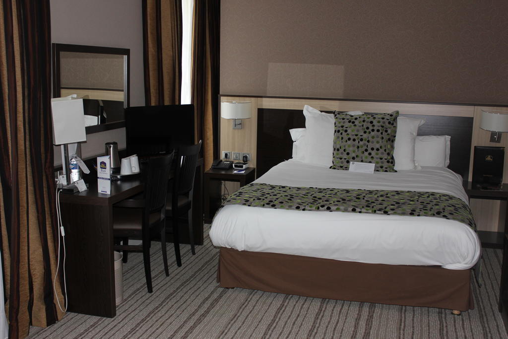Best Western Plus Hotel Malherbe Caen Phòng bức ảnh