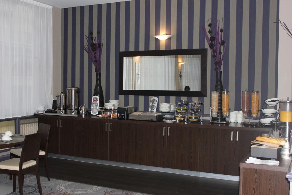 Best Western Plus Hotel Malherbe Caen Ngoại thất bức ảnh